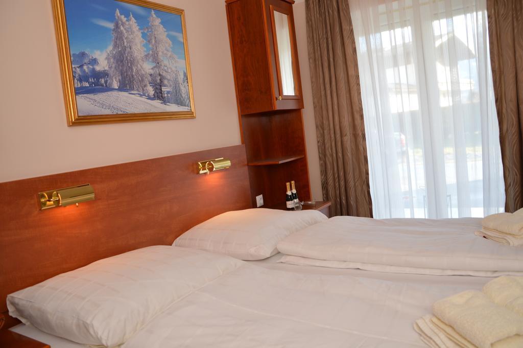 Private Room Pyrkerstrasse Bad Hofgastein Camera foto